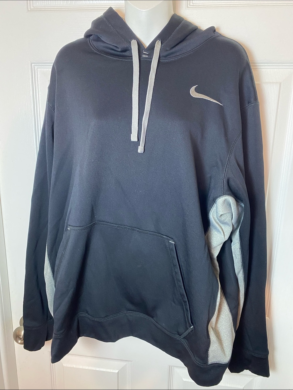 Nike Black Hoodie with Light Gray Accents
